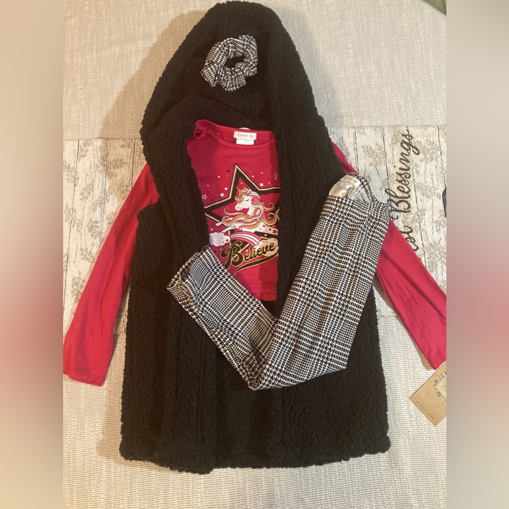 Four Piece Girls Set. Forever Me. NWT